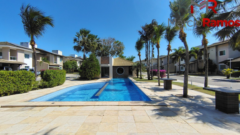 Casa com 4 Quartos à Venda, 264 m² em Pires Façanha - Eusébio
