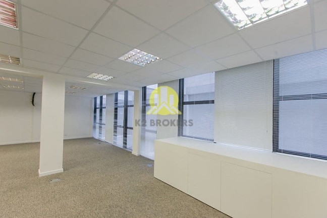 Imagem Sala Comercial à Venda, 80 m² em Centro - Curitiba Imagem Sala Comercial à Venda, 80 m² em Centro - Curitiba