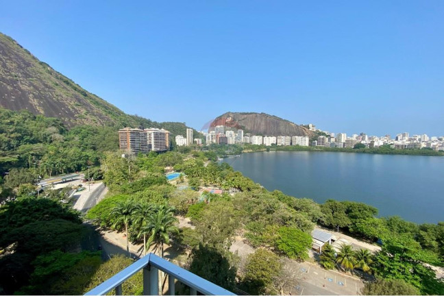 Imagem Apartamento com 3 Quartos à Venda, 134 m² em Lagoa - Rio De Janeiro