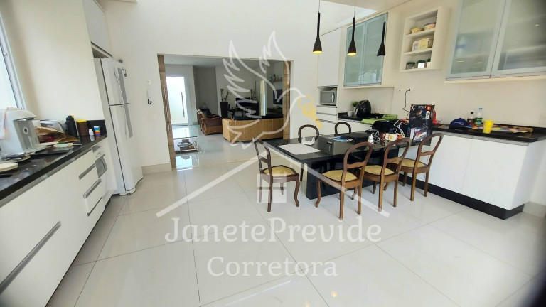 Imagem Casa de Condomínio com 2 Quartos à Venda, 266 m² em Alphaville - Barueri