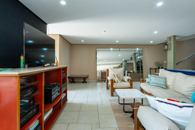 Imagem Casa com 4 Quartos à Venda, 387 m² em Vila Inah - São Paulo