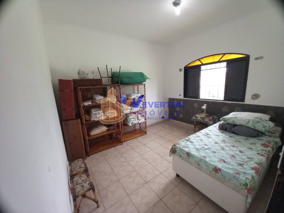 Imagem Casa com 2 Quartos à Venda, 290 m² em Itaguai - Mongaguá