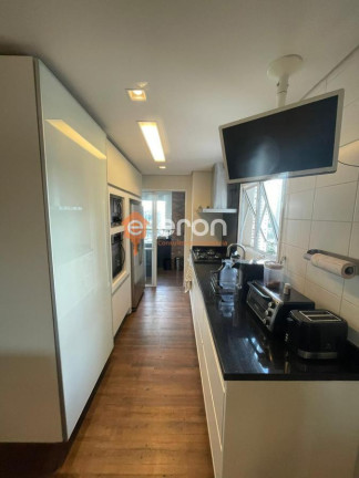 Imagem Apartamento com 3 Quartos à Venda, 147 m² Imagem Apartamento com 3 Quartos à Venda, 147 m²