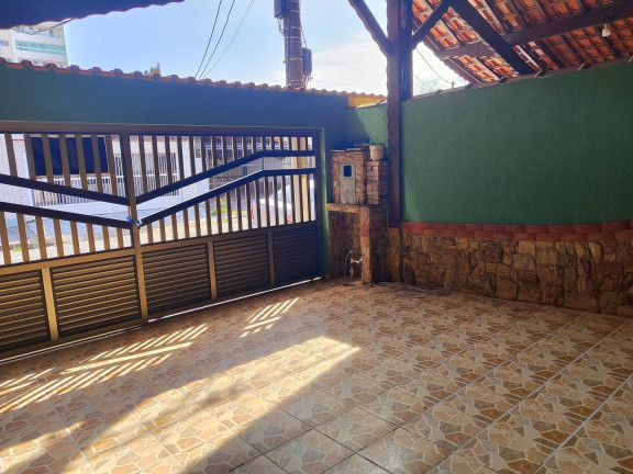 Casa com 3 Quartos à Venda,  em Maracanã - Praia Grande