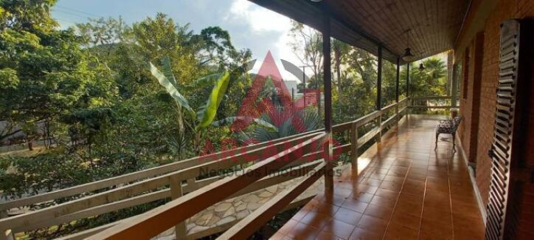 Imagem Casa com 3 Quartos à Venda, 360 m² em Toninhas - Ubatuba