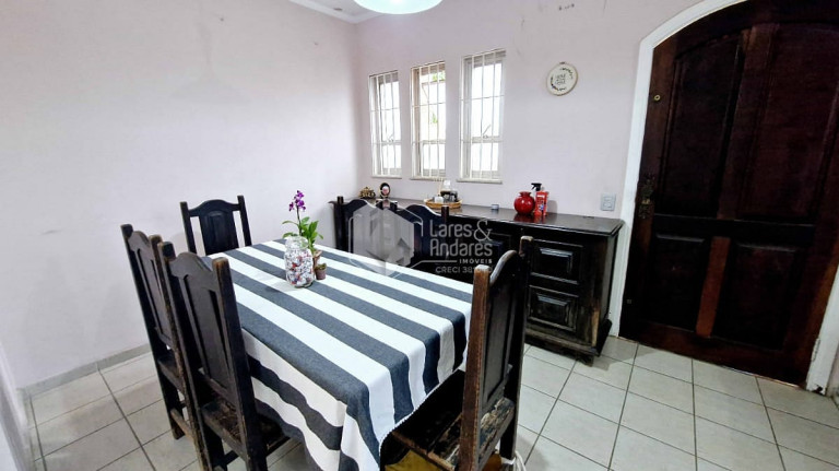 Imagem Sobrado com 4 Quartos à Venda, 300 m² em Vila Ipojuca - São Paulo Imagem Sobrado com 4 Quartos à Venda, 300 m² em Vila Ipojuca - São Paulo