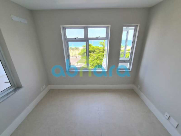 Imagem Apartamento com 2 Quartos à Venda, 85 m² em Copacabana - Rio De Janeiro Imagem Apartamento com 2 Quartos à Venda, 85 m² em Copacabana - Rio De Janeiro
