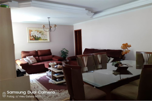 Imagem Apartamento com 3 Quartos à Venda, 126 m²