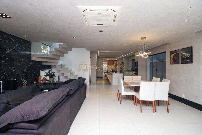 Imagem Casa com 6 Quartos à Venda, 600 m² em Recreio Dos Bandeirantes - Rio De Janeiro