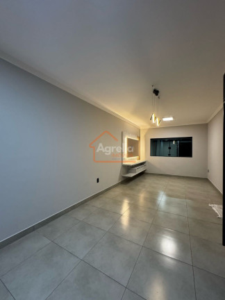 Imagem Casa com 2 Quartos à Venda, 125 m² em Jardim Itamaraty - Mogi Guaçu Imagem Casa com 2 Quartos à Venda, 125 m² em Jardim Itamaraty - Mogi Guaçu