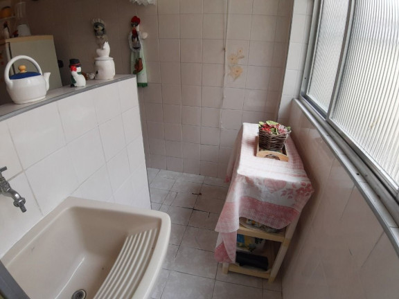 Imagem Apartamento com 2 Quartos à Venda, 65 m² em Astúrias - Guarujá