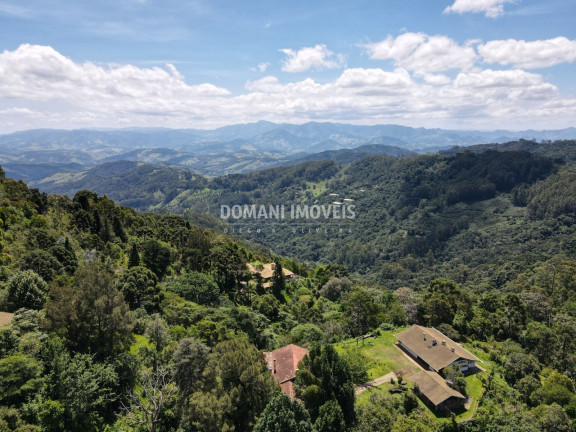 Imóvel com 3 Quartos à Venda, 1.095 m² em Região Do Toriba - Campos Do Jordão