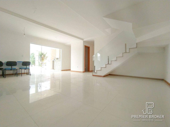 Casa com 5 Quartos à Venda, 250 m² em Vargem Grande - Teresópolis