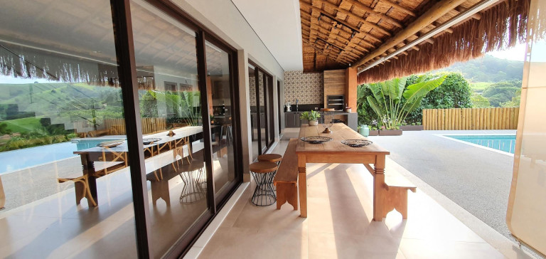 Imagem Casa com 4 Quartos à Venda, 350 m² em Serrinha - Bragança Paulista Imagem Casa com 4 Quartos à Venda, 350 m² em Serrinha - Bragança Paulista