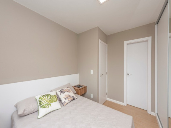 Imagem Apartamento com 3 Quartos à Venda, 65 m² em Petrópolis - Porto Alegre Imagem Apartamento com 3 Quartos à Venda, 65 m² em Petrópolis - Porto Alegre