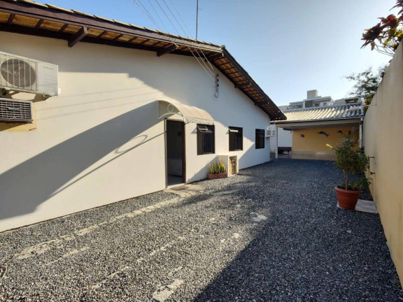 Imagem Casa com 4 Quartos à Venda, 110 m² em Bombas - Bombinhas Imagem Casa com 4 Quartos à Venda, 110 m² em Bombas - Bombinhas