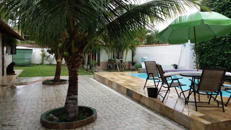 Imagem Casa com 3 Quartos à Venda, 385 m² em Ponta Grossa - Maricá
