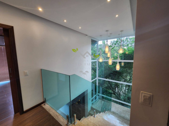 Imagem Casa com 3 Quartos à Venda, 450 m² em Alto Da Boa Vista - Campos Do Jordão Imagem Casa com 3 Quartos à Venda, 450 m² em Alto Da Boa Vista - Campos Do Jordão