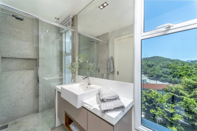 Imagem Apartamento com 3 Quartos à Venda, 166 m² em Praia Brava - Itajaí