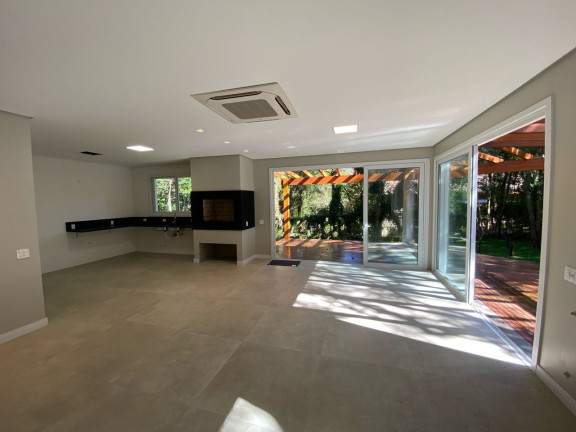 Imagem Casa com 4 Quartos à Venda, 440 m² em Reserva Da Serra - Canela Imagem Casa com 4 Quartos à Venda, 440 m² em Reserva Da Serra - Canela