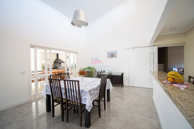 Imagem Casa com 4 Quartos à Venda, 326 m² em Jardim Colonial - Atibaia