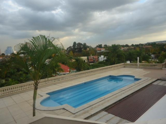 Casa à Venda, 1.300 m² em Tambore 03 - Alphaville