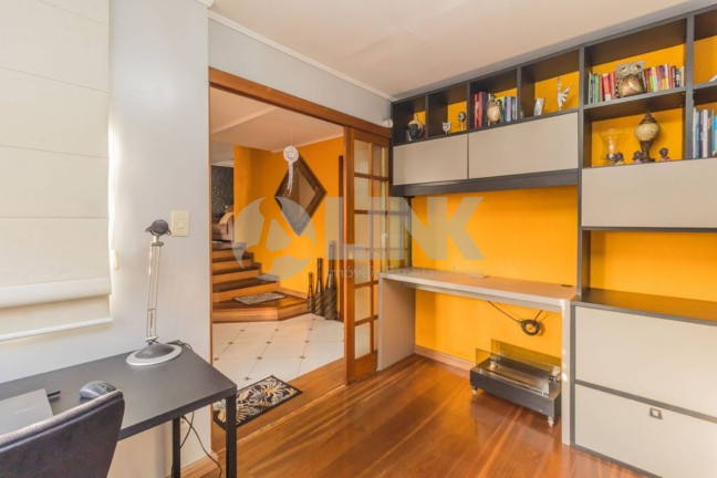 Imagem Casa com 4 Quartos à Venda, 422 m² em Jardim Itu - Porto Alegre