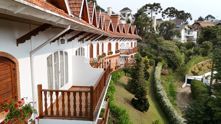 Imagem Imóvel com 3 Quartos à Venda, 132 m² em Região De Capivari - Campos Do Jordão Imagem Imóvel com 3 Quartos à Venda, 132 m² em Região De Capivari - Campos Do Jordão