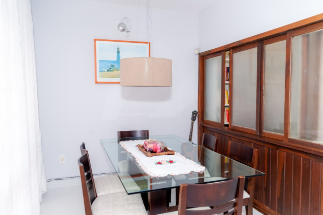 Imagem Casa com 5 Quartos à Venda, 300 m² em Estreito - Florianópolis Imagem Casa com 5 Quartos à Venda, 300 m² em Estreito - Florianópolis