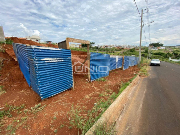 Imagem Casa com 3 Quartos à Venda, 104 m² em Fraron - Pato Branco Imagem Casa com 3 Quartos à Venda, 104 m² em Fraron - Pato Branco