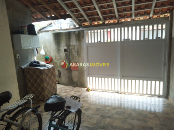 Casa com 2 Quartos à Venda,  em Centro - Bertioga