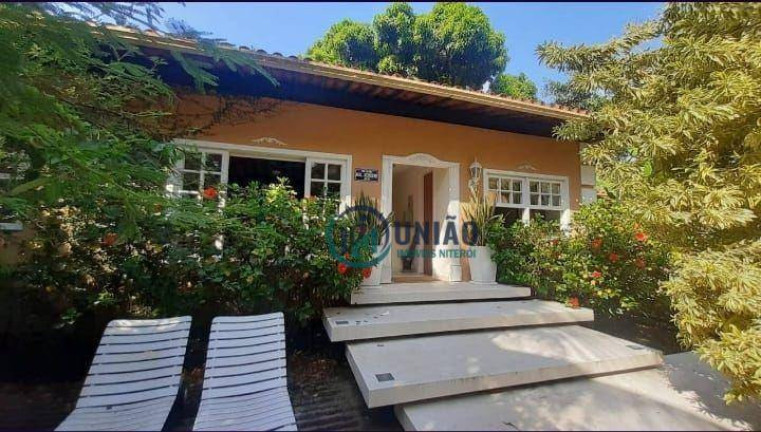 Imagem Casa com 5 Quartos à Venda, 270 m² em Itaipu - Niterói Imagem Casa com 5 Quartos à Venda, 270 m² em Itaipu - Niterói