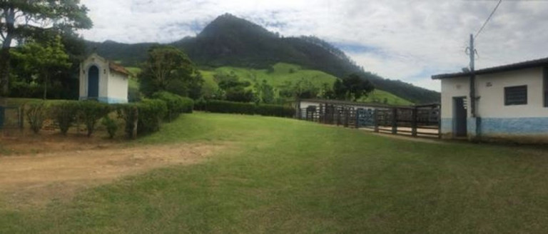 Fazenda à Venda, 100 m² em Centro - Cruzeiro