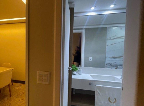 Imagem Imóvel com 4 Quartos à Venda, 270 m² em Praia Da Costa - Vila Velha