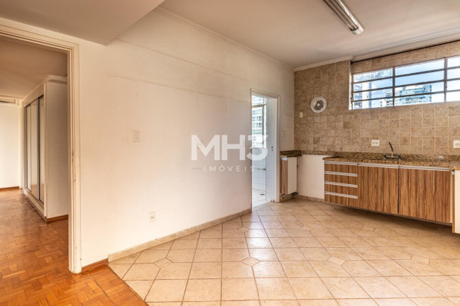Imagem Imóvel com 3 Quartos à Venda, 127 m² em Cambuí - Campinas