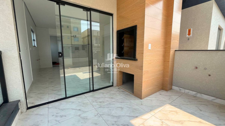 Imagem Apartamento com 3 Quartos à Venda, 9 m² em Centro - Itapoá