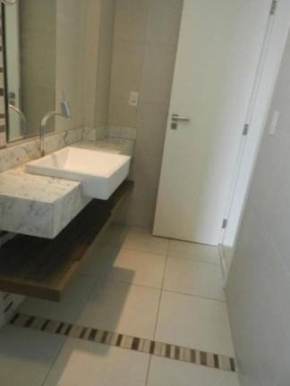Imagem Imóvel com 3 Quartos à Venda, 477 m² em Praia Campista - Macaé Imagem Imóvel com 3 Quartos à Venda, 477 m² em Praia Campista - Macaé