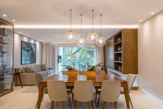 Imagem Apartamento com 3 Quartos à Venda, 160 m² em Cabral - Curitiba