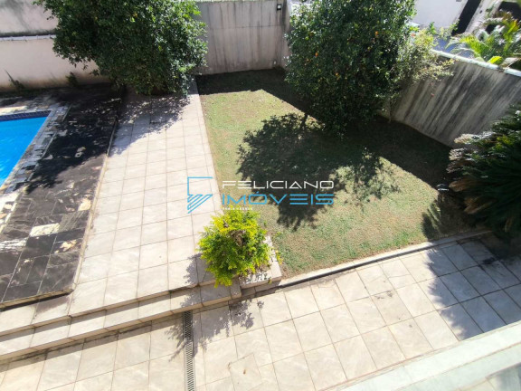 Imagem Casa com 4 Quartos à Venda, 150 m² em Solemar - Praia Grande Imagem Casa com 4 Quartos à Venda, 150 m² em Solemar - Praia Grande