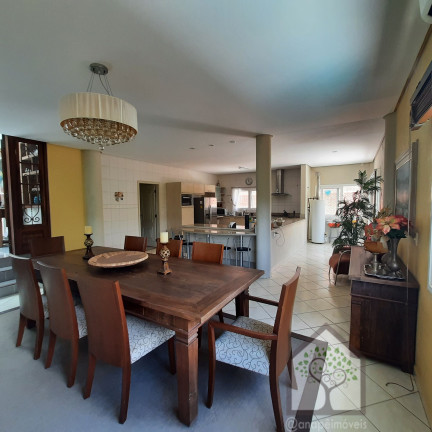 Imagem Casa de Condomínio com 4 Quartos à Venda, 528 m² em Cacupé - Florianópolis