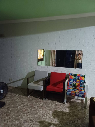 Imagem Casa com 3 Quartos à Venda, 2.500 m² em Arapongas Imagem Casa com 3 Quartos à Venda, 2.500 m² em Arapongas