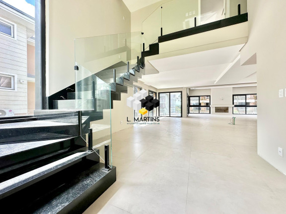 Imagem Casa com 3 Quartos à Venda, 492 m² em Centro - Canela Imagem Casa com 3 Quartos à Venda, 492 m² em Centro - Canela