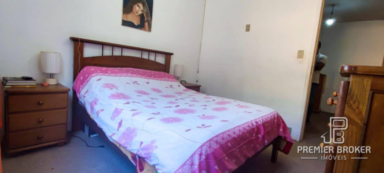 Imagem Casa com 4 Quartos à Venda, 145 m² em Artistas - Teresópolis
