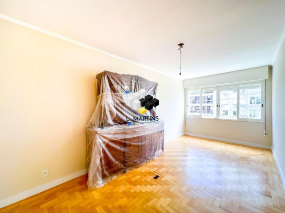 Imagem Apartamento com 4 Quartos à Venda, 226 m² em Moinhos De Vento - Porto Alegre