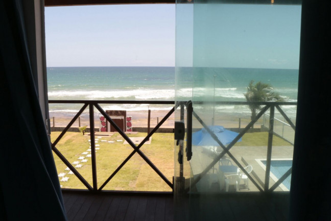 Imagem Imóvel com 15 Quartos à Venda, 2.100 m² em Arembepe - Camaçari