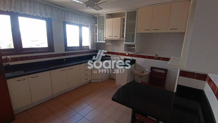 Imagem Apartamento com 3 Quartos à Venda, 191 m² em Centro - Pelotas Imagem Apartamento com 3 Quartos à Venda, 191 m² em Centro - Pelotas
