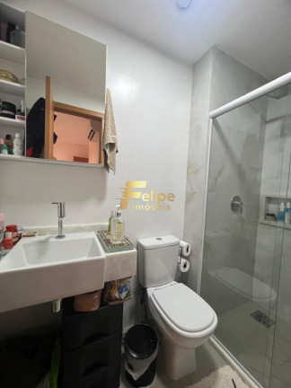 Imagem Imóvel com 2 Quartos à Venda, 60 m² em Jardim Camburi - Vitória