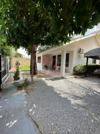 Imagem Casa com 3 Quartos à Venda, 450 m² em Village - Sorriso