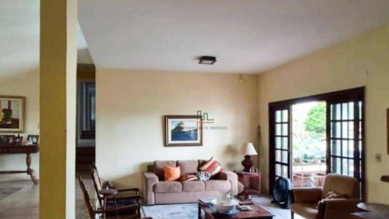 Casa com 5 Quartos à Venda, 220 m² em Itaipu - Niterói