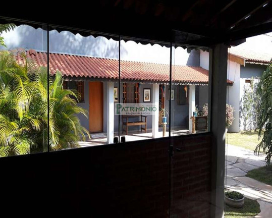 Imagem Imóvel com 5 Quartos à Venda, 360 m² em Jardim Encostas Do Lago - Lindóia Imagem Imóvel com 5 Quartos à Venda, 360 m² em Jardim Encostas Do Lago - Lindóia